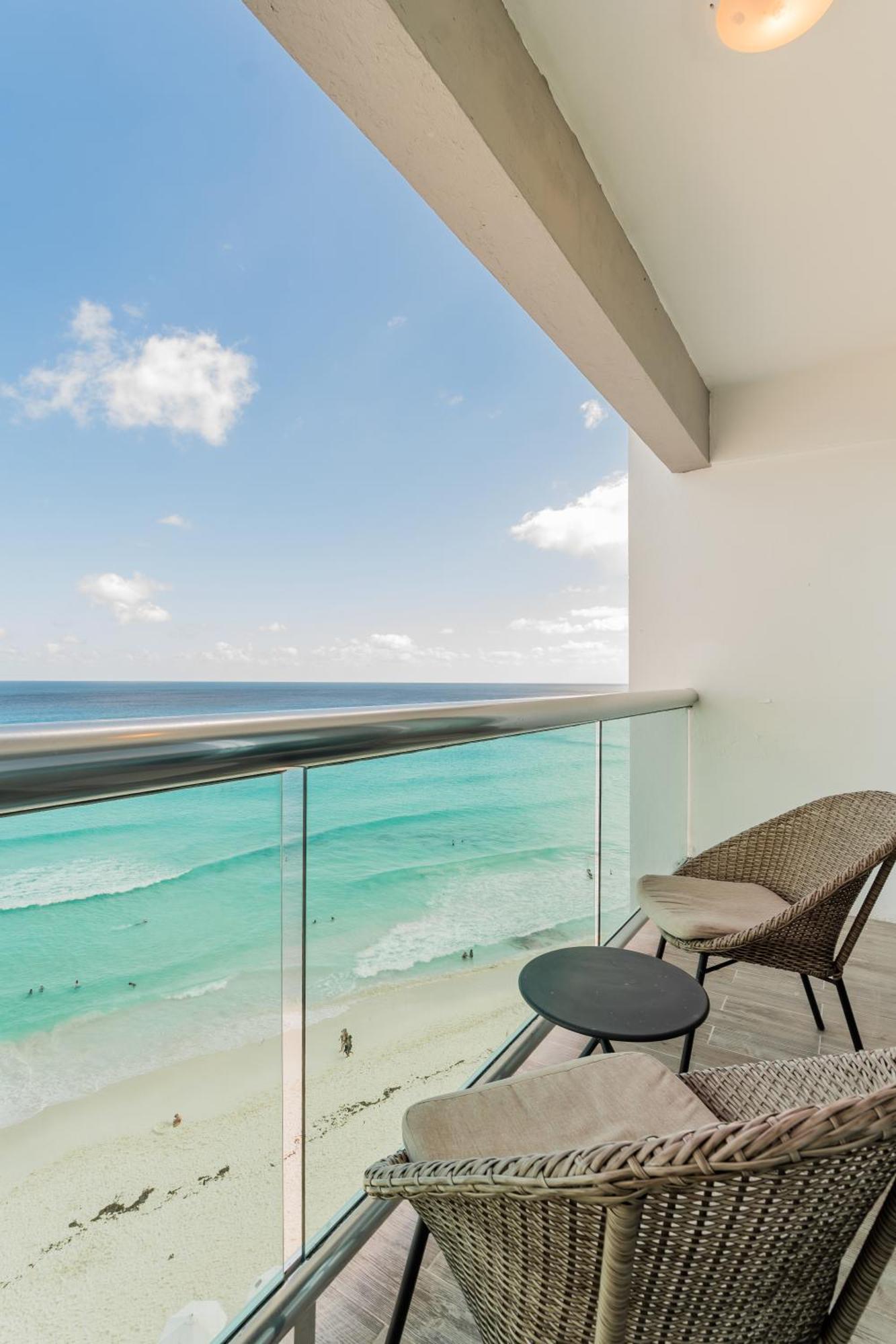 The Ocean Vibes Suites By Casa Paraiso Cancún Eksteriør bilde